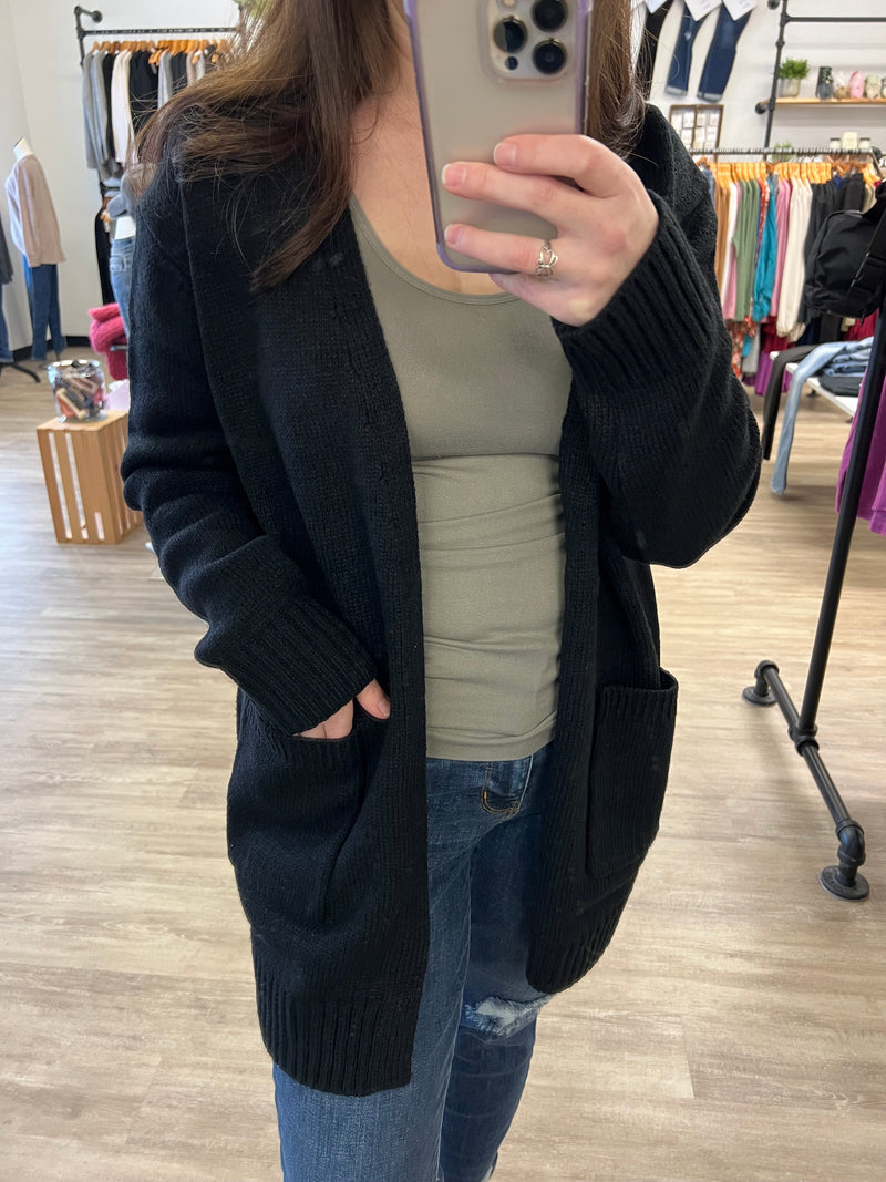 Sweater Cardigan with Pockets in Black