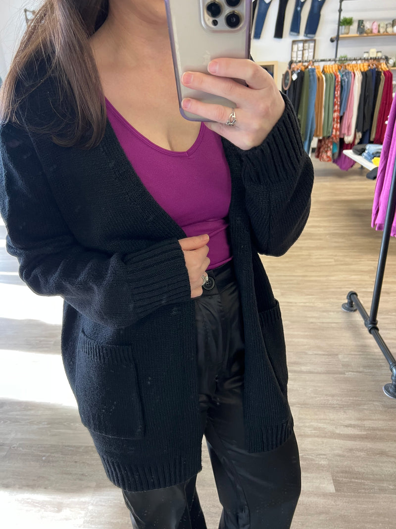 Sweater Cardigan with Pockets in Black