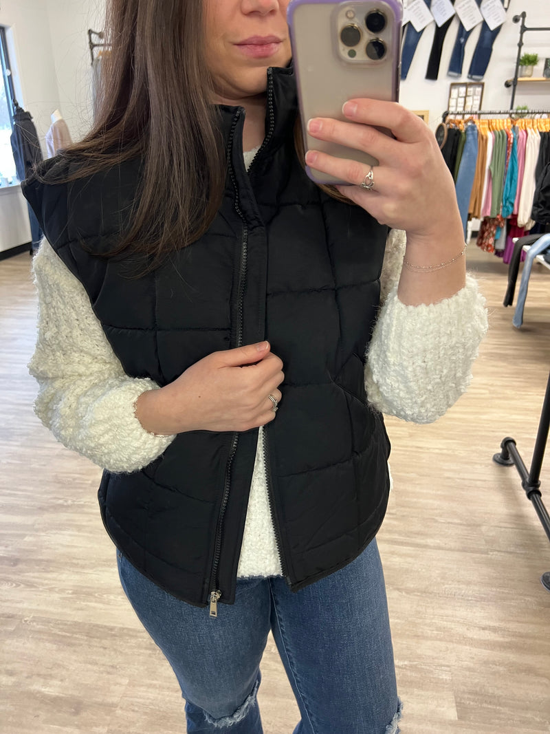 Puffer Vest in Black