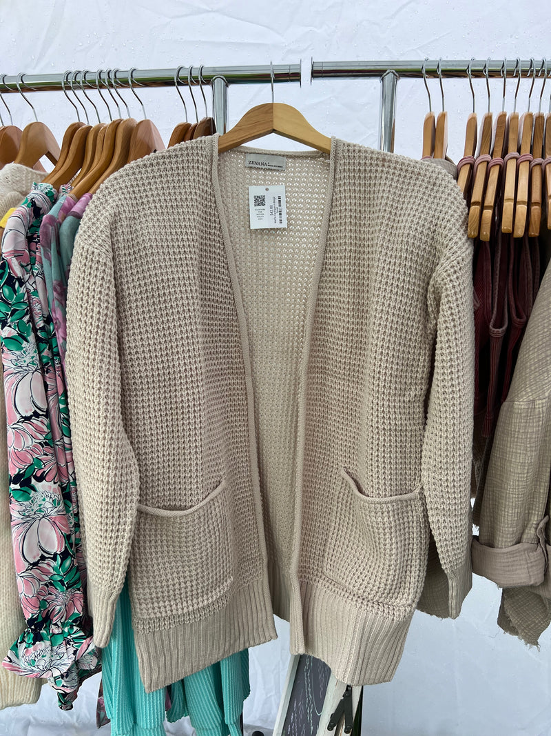 Waffle Cardigan in Beige