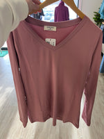 Basic Long Sleeve V Neck in Light Pink