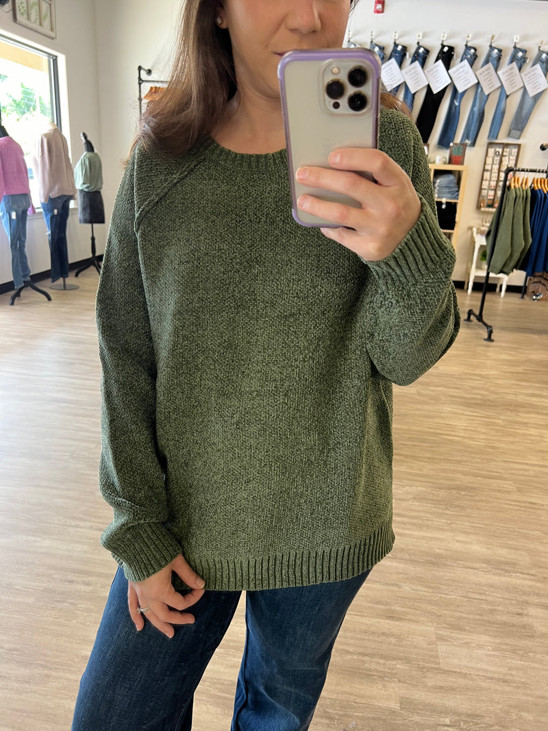 Chenille Raglan Sweater in Olive