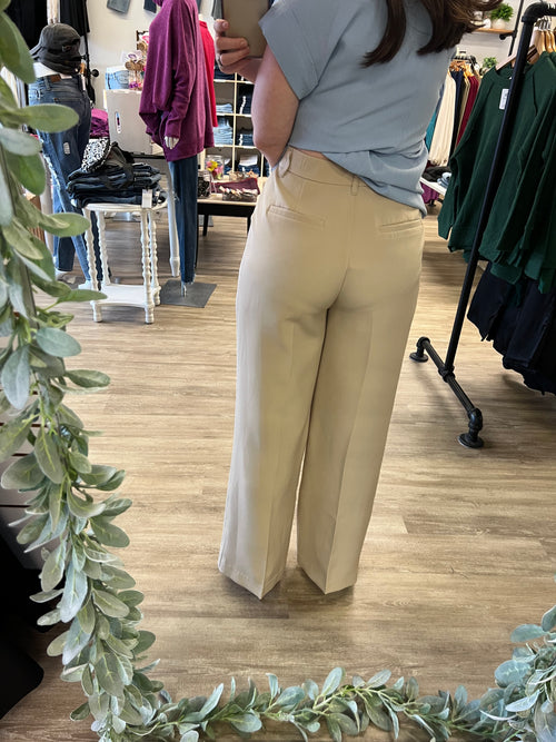 Dress Her Up Trouser in Khaki