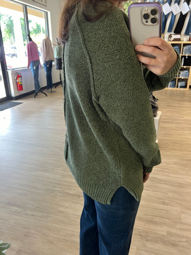 Chenille Raglan Sweater in Olive