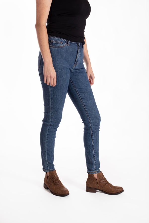 Judy Blue Stone Wash Skinnies-Jeans-The Gray Barn Boutique, Templeton Massachusetts